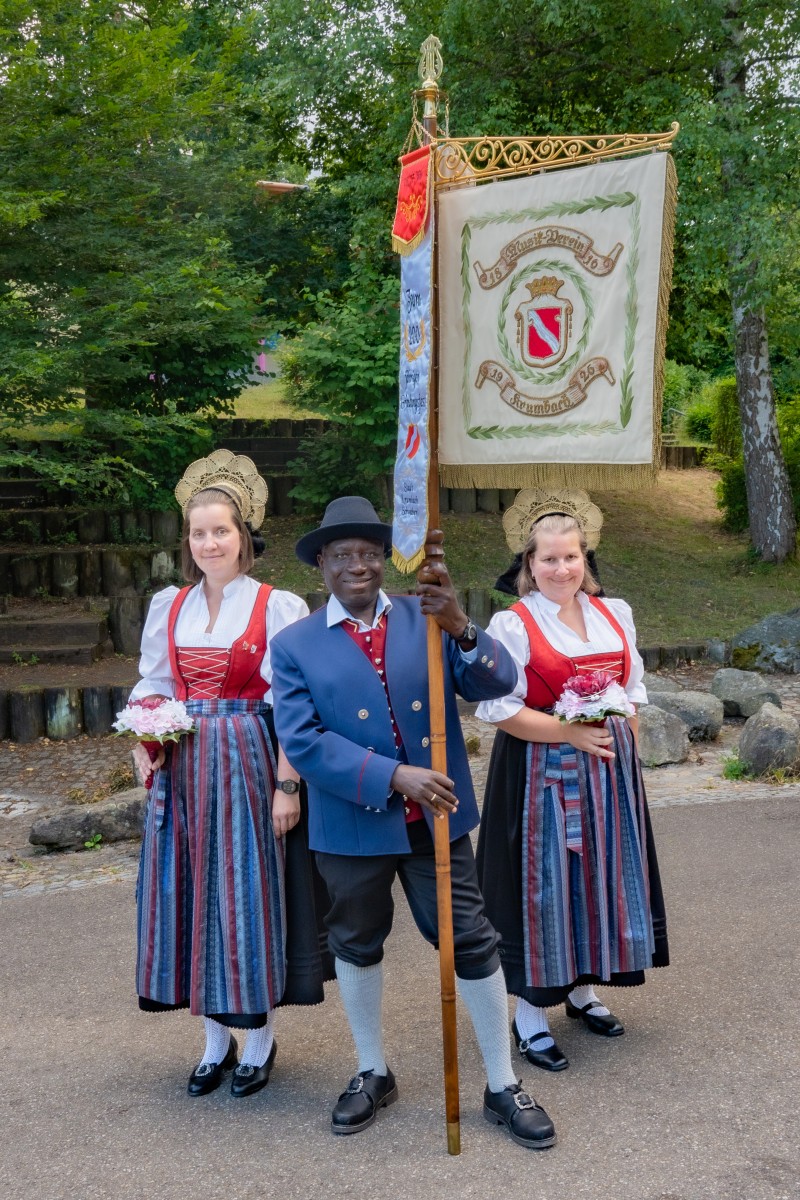 Standartenträger und Marketenderinnen Standartenträger und Marketenderinnen
